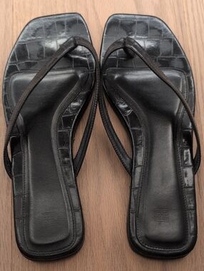Toteme Croco Black Women's Square-Toe Sandals